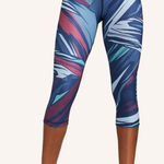 Peloton  Women WITH Expedition High Waist Revesible Capri Legging Size X-Small Photo 0