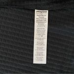 Patagonia Women’s R1 Fleece Jacket XXL – Black, Lightweight, Excellent Condition Photo 4