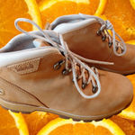 Timberland  Womens Tan Suede Lace Up Ankle Boots Size 8M Hiking Casual Photo 0