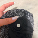 Lululemon  Hotty Hot 2.5" Photo 3