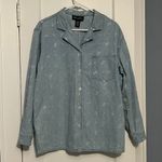 Denim & Co button up shirt, 100% cotton, micro floral embroidered size large Blue Photo 0