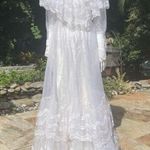 Vintage 1950s lace high neck wedding dress cottage core / boho ruffle tiered lac White Size M Photo 3