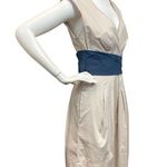 BCBG Maxazria Women’s Sz 8 Khaki dress with Blue Sash Photo 3