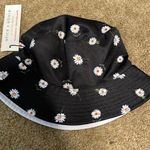 Alice + Olivia NWT alica + olivia by Stacey Bendet reversible hat Photo 0