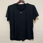 Nike  front swoosh logo Tshirt, Dry-Fit, black, size L Photo 1