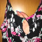 Aeropostale flowery black crop top Photo 4