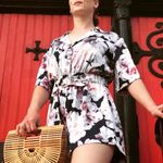 Cynthia Rowley women’s rose floral belted romper size 6 small Photo 12