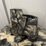Tapestry Brocade Gold Sequin Leather Soled Boots Size 8.5 Photo 6