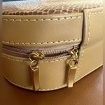 Jewelry Case. Tan Photo 4