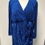 Torrid NWT! Women’s At The Knee Velvet High Slit Dress Size 26 Photo 3