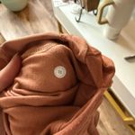 Lululemon  Align Joggers Photo 5