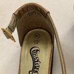 Women's Metallic coasters Sandals 6 1/2 NWOB Gold Size undefined Photo 2