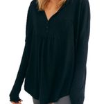 Free People  Leo OverSized boxy waffle knit Henley Top long sleeve Black S Photo 2