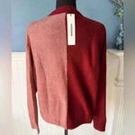 Vigoss NWT  Block Crew Neck Sweater ~ Very Soft! ~ Medium Photo 1