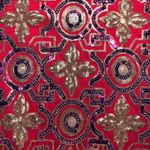 Buttons sequin, scoop neck, sleeveless, red shift dress. Photo 3