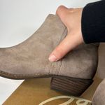 Zodiac New  Grey faux suede Madison Boots booties 9.5 Mushroom Photo 8