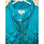 Crown & Ivy  lightweight puffer vest, size Small Photo 3