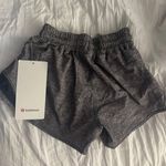 Lululemon shorts hotty hot 2.5 NEW WITH TAGS Photo 0