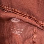 Nike Women's  Brown Small Leggings Photo 1