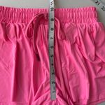 Butterfly flutter athletic shorts bright pink small Photo 9