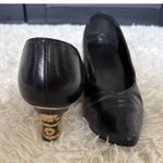 Nina Vintage Black Leather Pumps Kitten Heels Gold Ornate Elephant Size 10 Photo 0