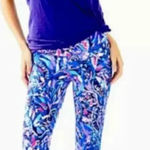 Lilly Pulitzer  Party Wave Weekender Crop Leggings Photo 0