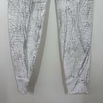Lululemon  Thread Dye White Black Warm Down Jogger 7/8 Length Photo 12