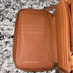 Tory Burch  Wallet Wristlet Minimal Logo Zipper Pouch  Photo 10