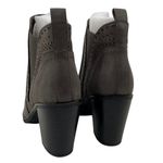 MIA  NEW Grey Sutton Chelsea Heeled Ankle Bootie Size 6 Pull On Almond Toe Photo 4