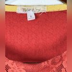 Taylor & Sage shirt with floral prints and lace and crochet Red Sz S Photo 4