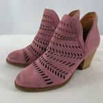 Frye and‎ Company Perforated Leather Bootie in Pink Size 6.5 Photo 2