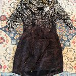 Le chateau 211  Black and Cream Patterned Top Photo 0