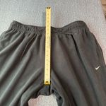 Nike  Therma Fit One Women’s Loose Fleece Joggers Photo 13