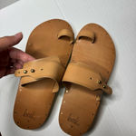 Beek Honey Leather Whistler Toe Ring Sandals Tan Size 9 Photo 8