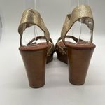 City Classified Sandal Womens 8 Brown Gold Criss Cross Ankle Strap Chunky NEW Photo 6