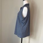 IZOD  Women's Blue Melange Sleeveless Collared Golf Blouse‎ Shirt Size Large Photo 2