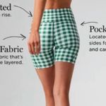 Tuckernuck Trellis Gingham Biker Shorts M NWT Green White 6” High Waist Pockets Size M Photo 2