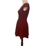 Blu Seven Short Sleeve Dress Size Small Maroon Color Red Photo 3