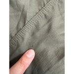 The North Face  Women's Olive Green Aphrodite 2.0 Hiking Capri‎ Pants NFOA2U06 Photo 5