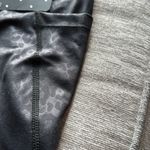 Vie Active Black Leopard Leggings Size L Photo 2