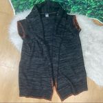 Twenty One  gray and orange fall / winter knit style sweater / vest size M Photo 2