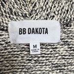 BB Dakota  Black and White‎ Chevron Sweater Size Medium EUC Photo 5