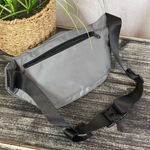 Freetoo Gray & Black Waist Travel Sport Bag Adjustable Fanny Pack NEW Photo 1