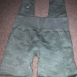 Gymshark Camo Leggings Photo 2