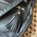 Lulu beautiful vegan leather tassel saddle crossbody bag Black Photo 5