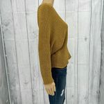 American Eagle  MEDIUM Womens Yellow Knit Soft Long Sleeve V Neck Crop Sweater Photo 2