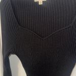 ee:some Ripped Long Sleeve Photo 2