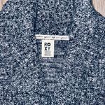 Roxy Woman’s Long Sleeve Collared Black & White Speckled Sweater Size Medium Photo 4