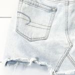American Eagle Womens 4 Denim Mini Skirt Light Wash Distressed Hem Button Fly Photo 5
