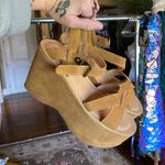 Adorable Platform Shoes Unique Gold Size 9 Photo 1